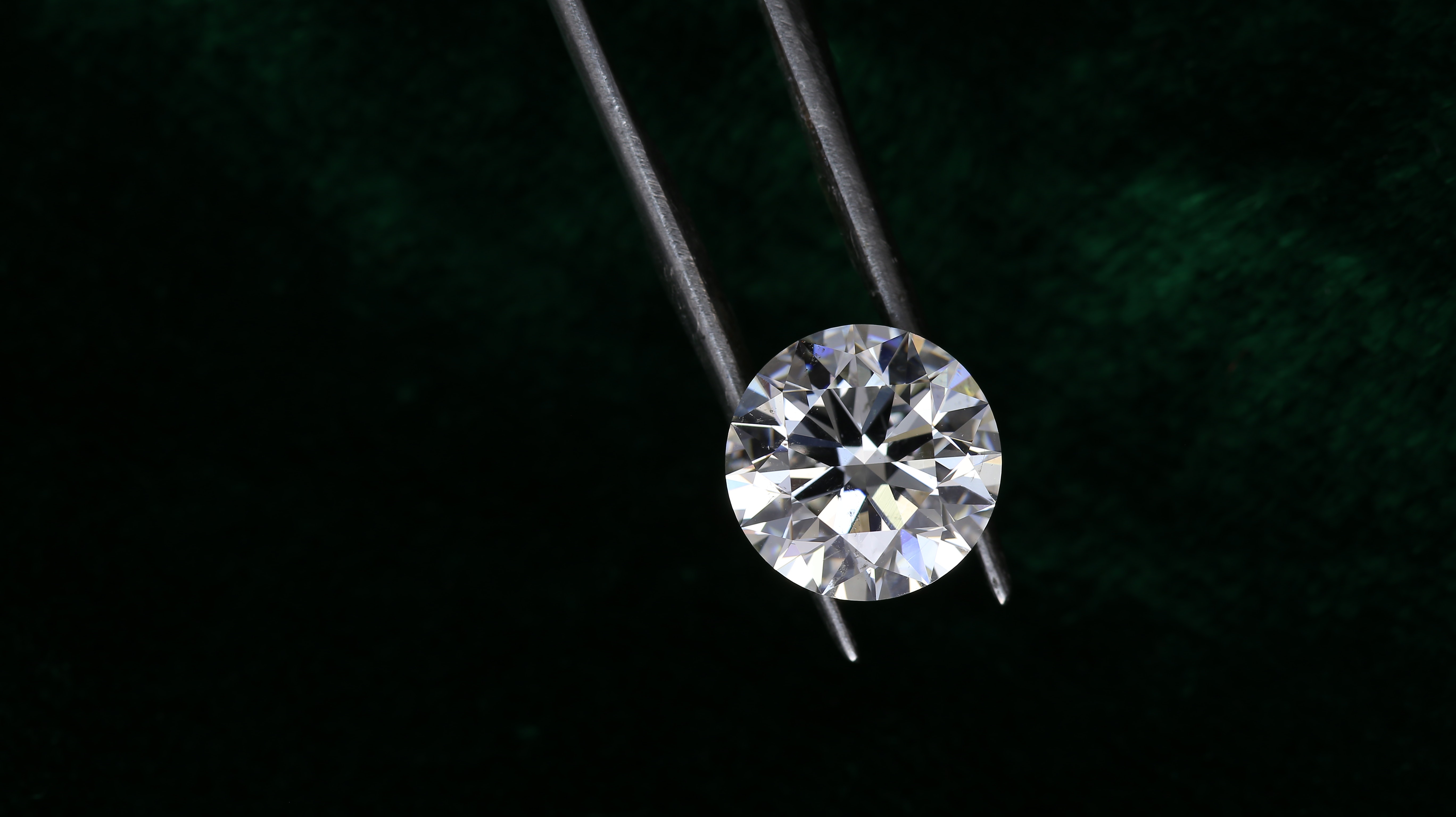 Which Diamond Shape Fits Your Personality?